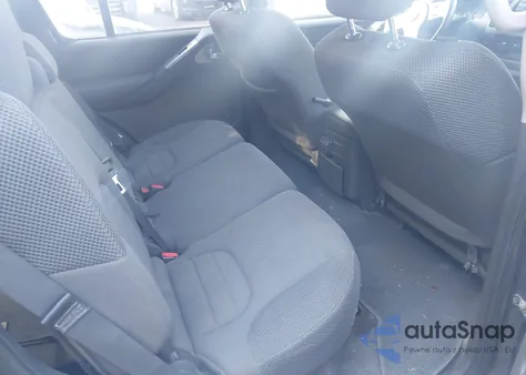 2012 Nissan Pathfinder S from USA, damaged, VIN 5N1AR1NB7CC621163